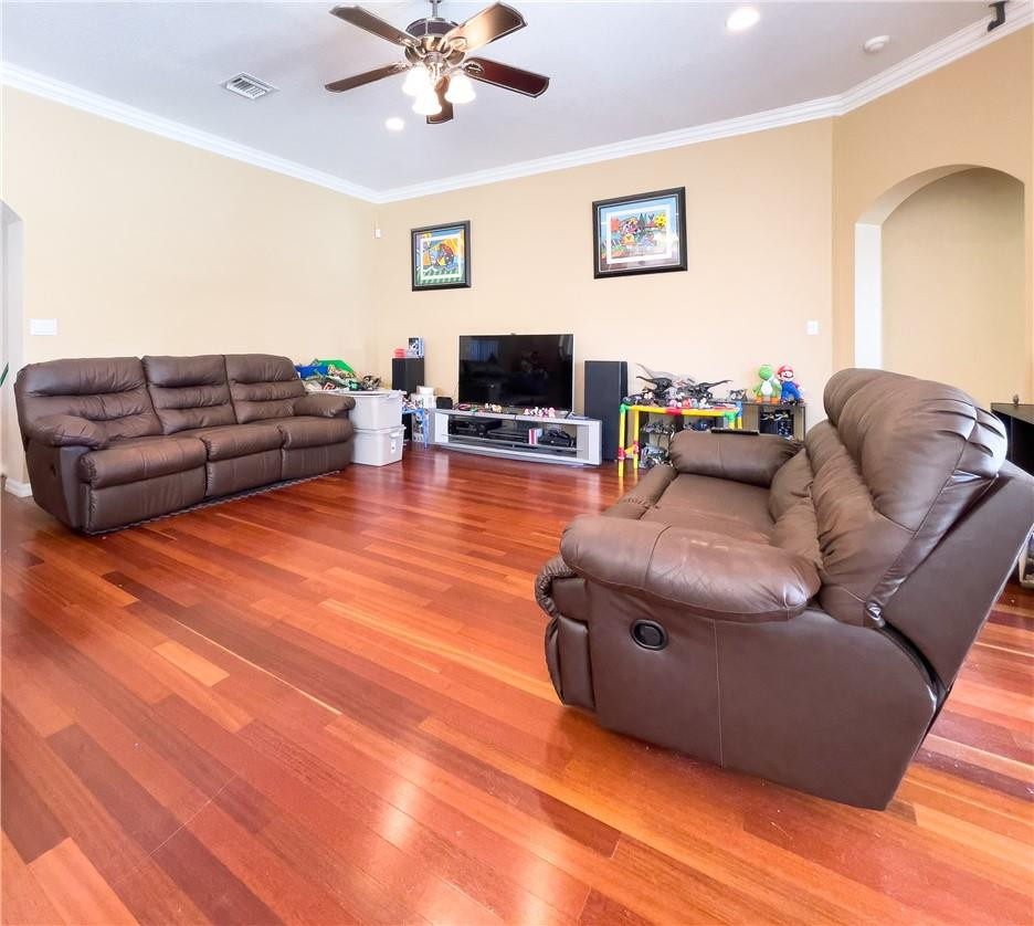 17100 Griffin Road Southwest Ranches, FL 33331 - Photo 15 of 46 Photo 15