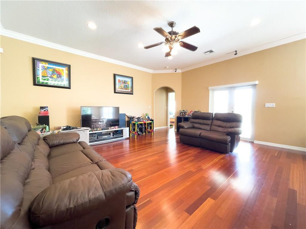 17100 Griffin Road Southwest Ranches, FL 33331 - Photo 16 of 46 Photo 16