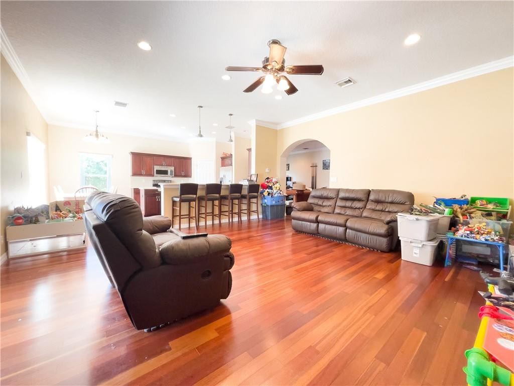 17100 Griffin Road Southwest Ranches, FL 33331 - Photo 17 of 46 Photo 17