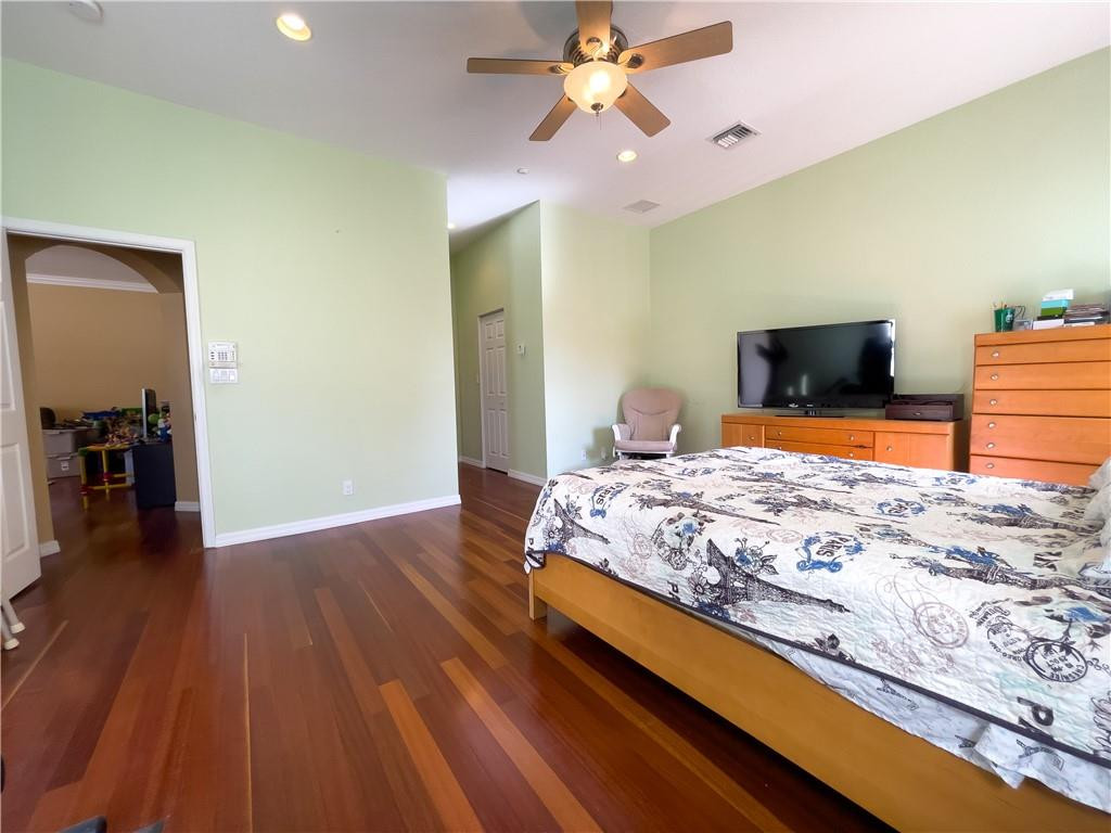 17100 Griffin Road Southwest Ranches, FL 33331 - Photo 19 of 46 Photo 19