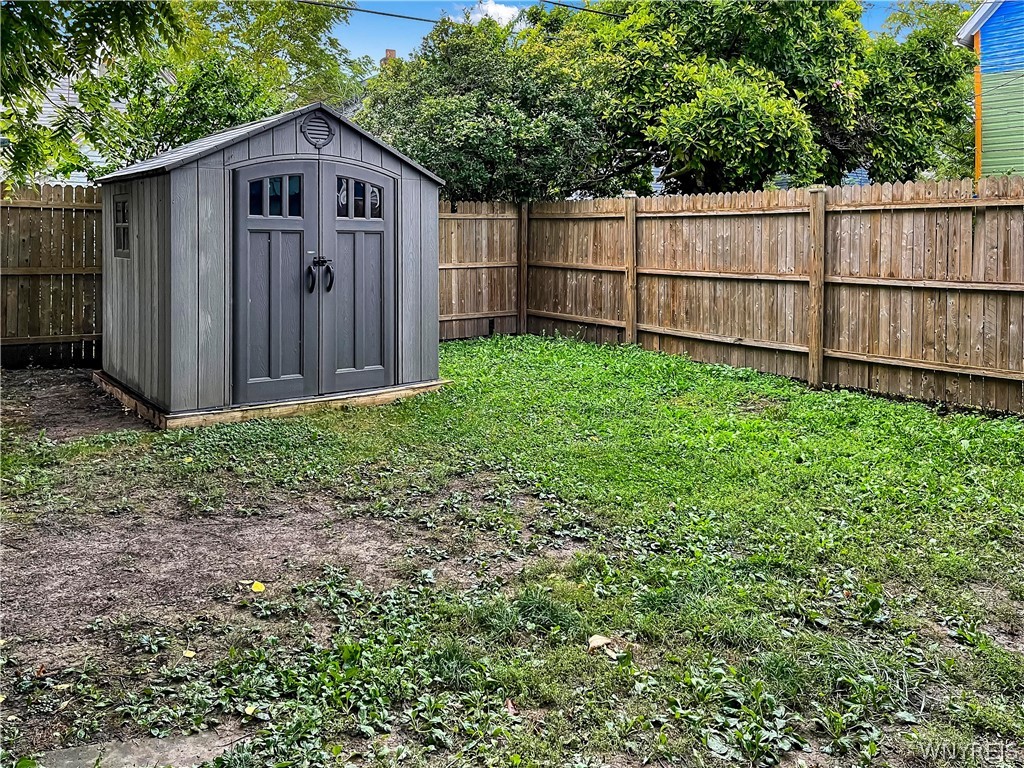 36 19th Street Buffalo, NY 14213 - Photo 18 of 45