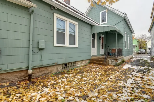 $2,200 | 36 19th Street, Buffalo, NY 14213