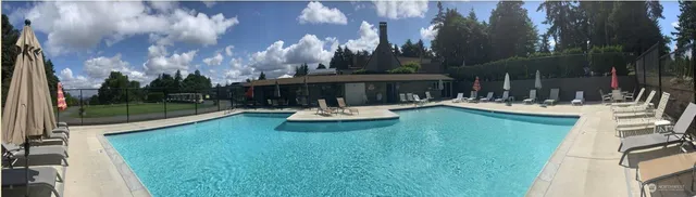 $375,000 | 10717 Glen Acres Drive South, Unit 735, Burien, WA 98168