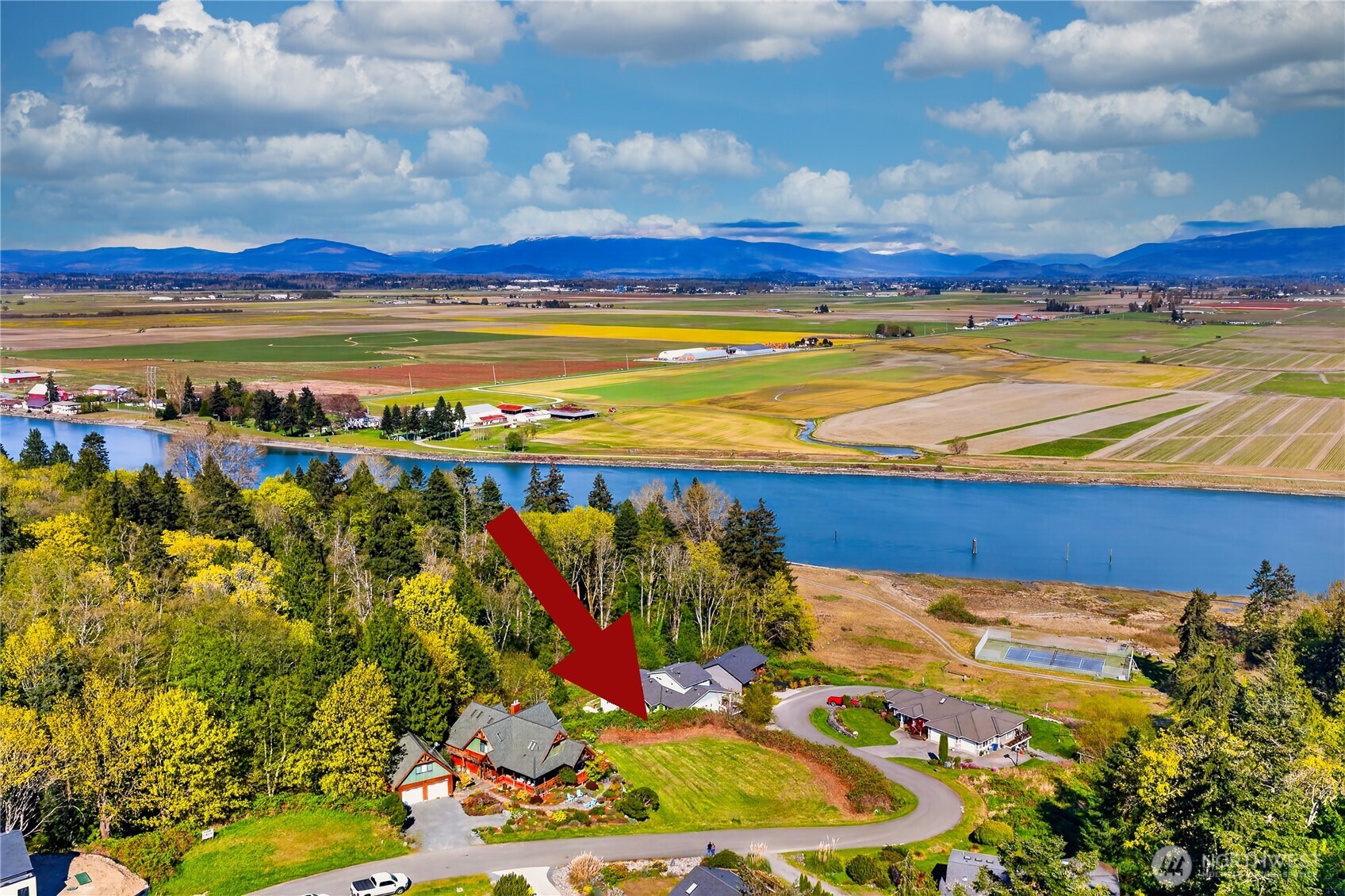 8 Sahalie Road La Conner, WA 98257 - Photo 1 of 18 Gallery Image 1