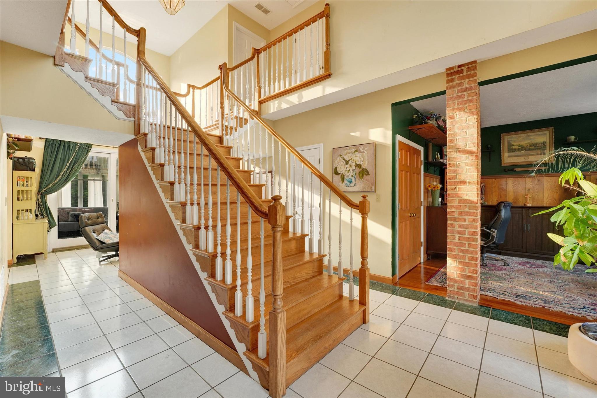 177 Pearce Creek Drive Earleville, MD 21919 - Photo 11 of 37 a view of entryway