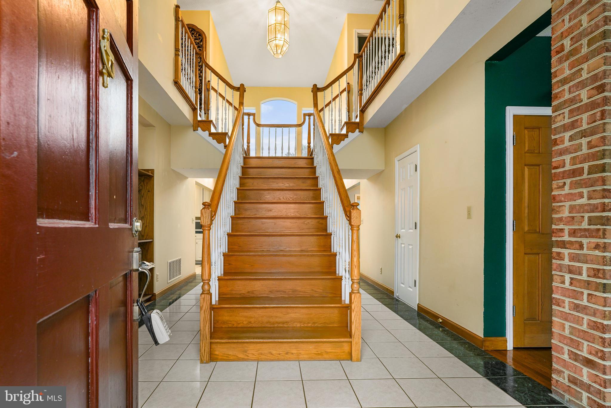 177 Pearce Creek Drive Earleville, MD 21919 - Photo 8 of 37 a view of entryway