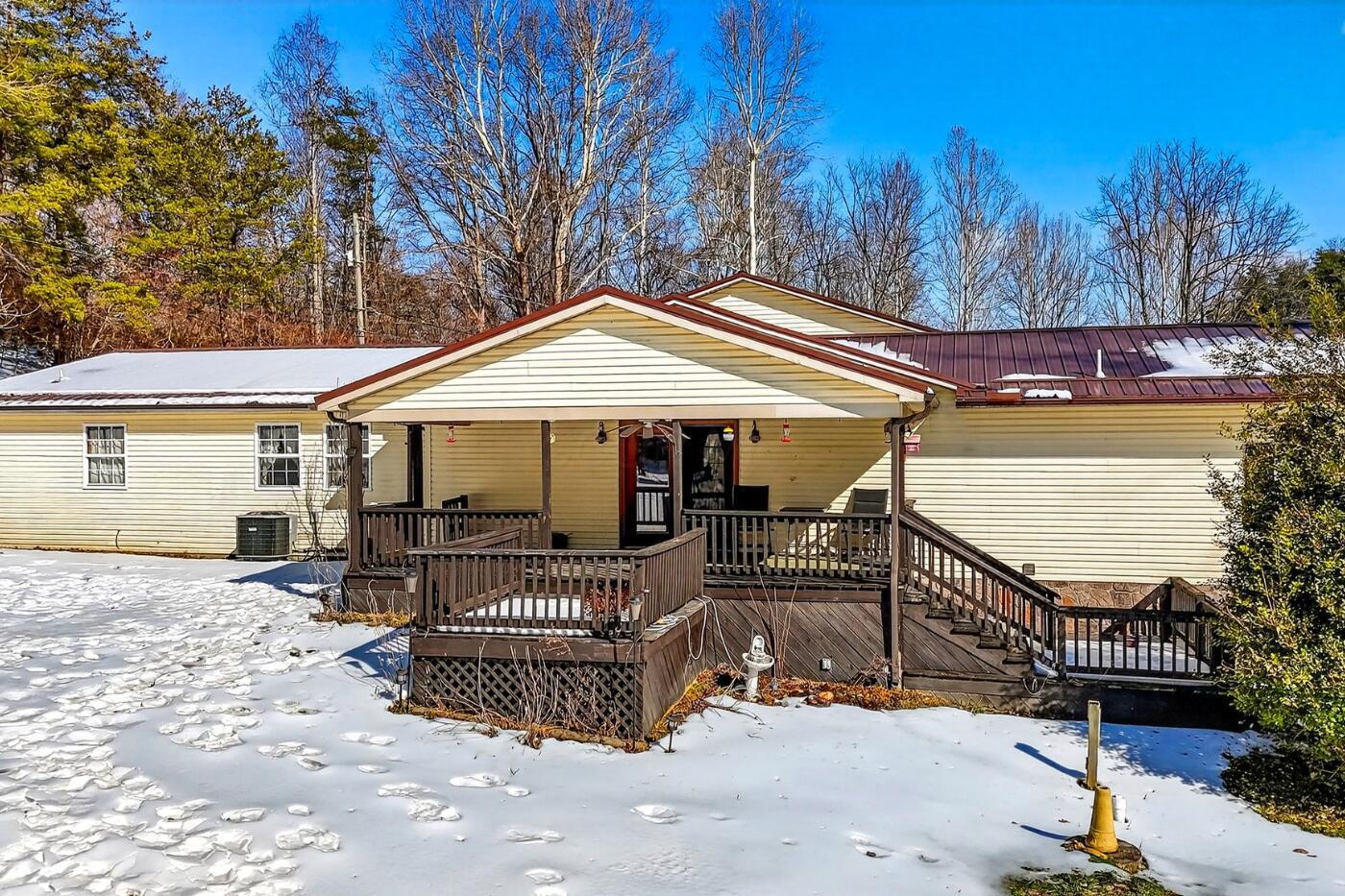 1497 Hard Scrapple Road Wellston, OH 45692 - Photo 3 of 28 3