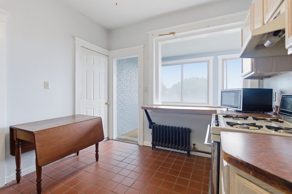 12 Bellvista Road, Unit 4 Boston, MA 02135 - Photo 14 of 23