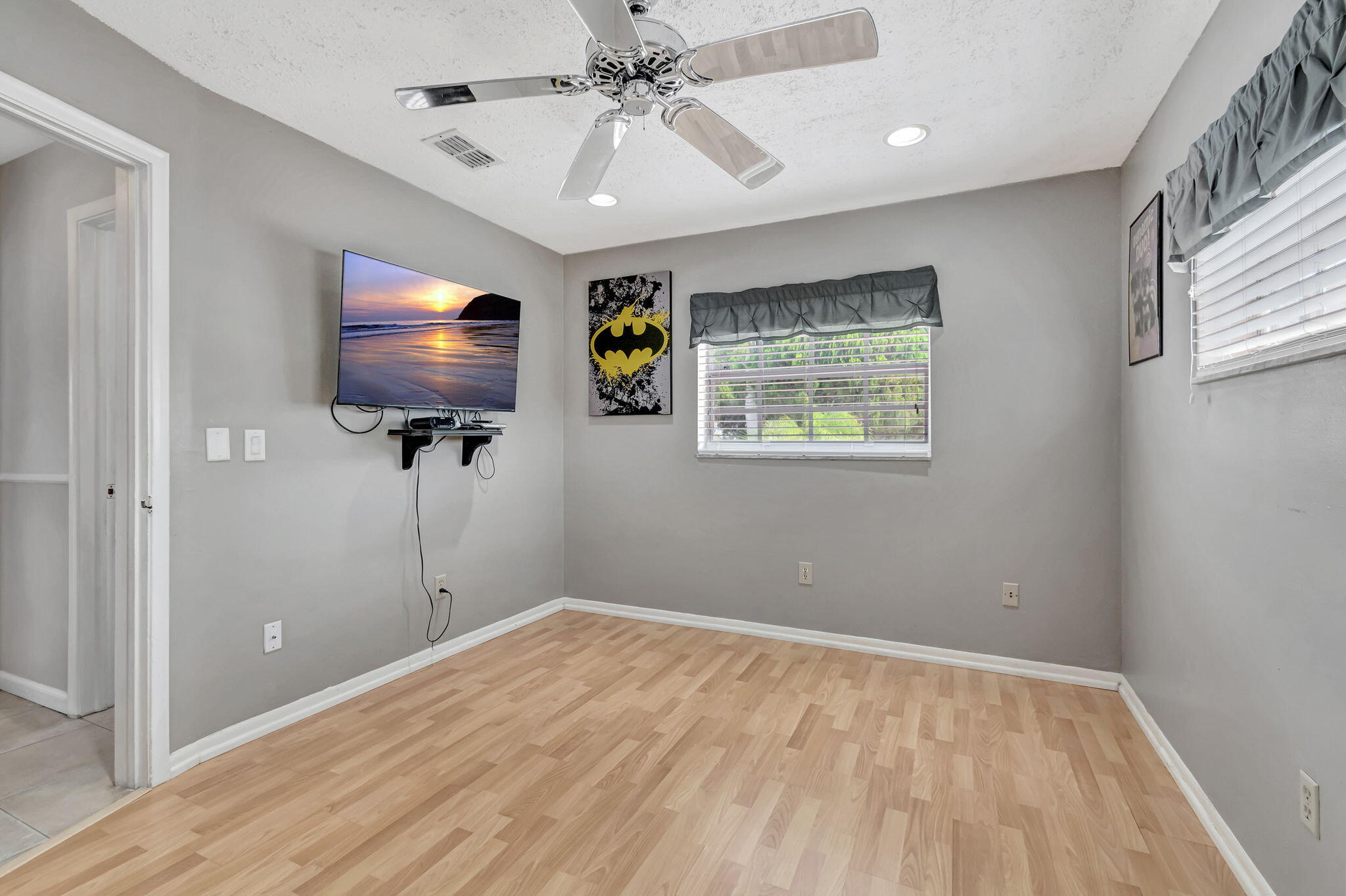 4557 Avalon Street Boca Raton, FL 33428 - Photo 26 of 47 29-web-or-mls-DSC_6456