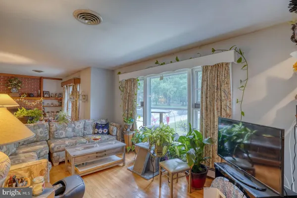 $375,000 | 1010 South 2nd Street, Denton, MD 21629