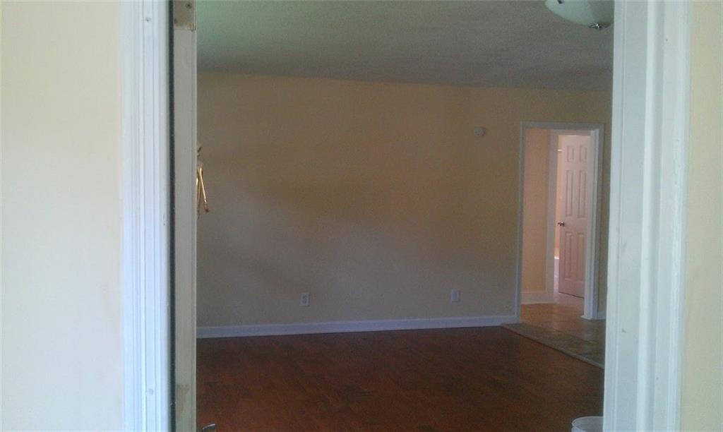 55 Cochran Road Southeast Marietta, GA 30060 - Photo 13 of 20 a view of a small space