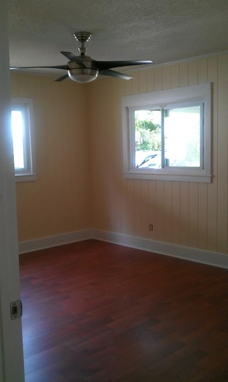 55 Cochran Road Southeast Marietta, GA 30060 - Photo 15 of 20 an empty room with a window