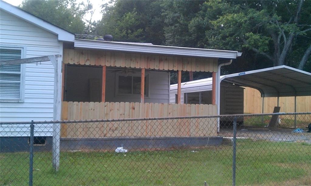 55 Cochran Road Southeast Marietta, GA 30060 - Photo 7 of 20 a backyard of a house with lots of green space