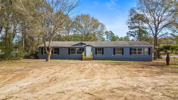 $329,999 | 11759 West Hollyhill Street, Plantersville, TX 77363