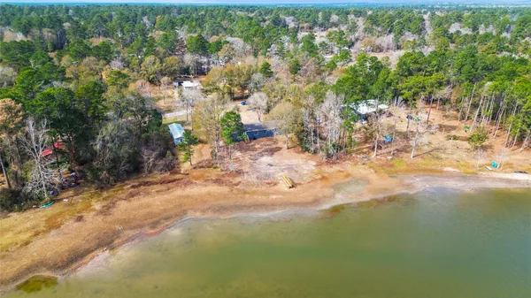 $329,999 | 11759 West Hollyhill Street, Plantersville, TX 77363