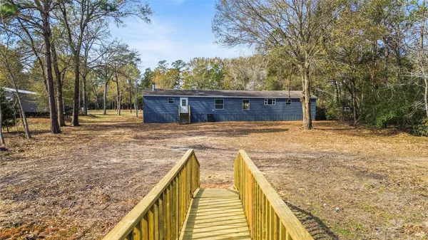 $329,999 | 11759 West Hollyhill Street, Plantersville, TX 77363