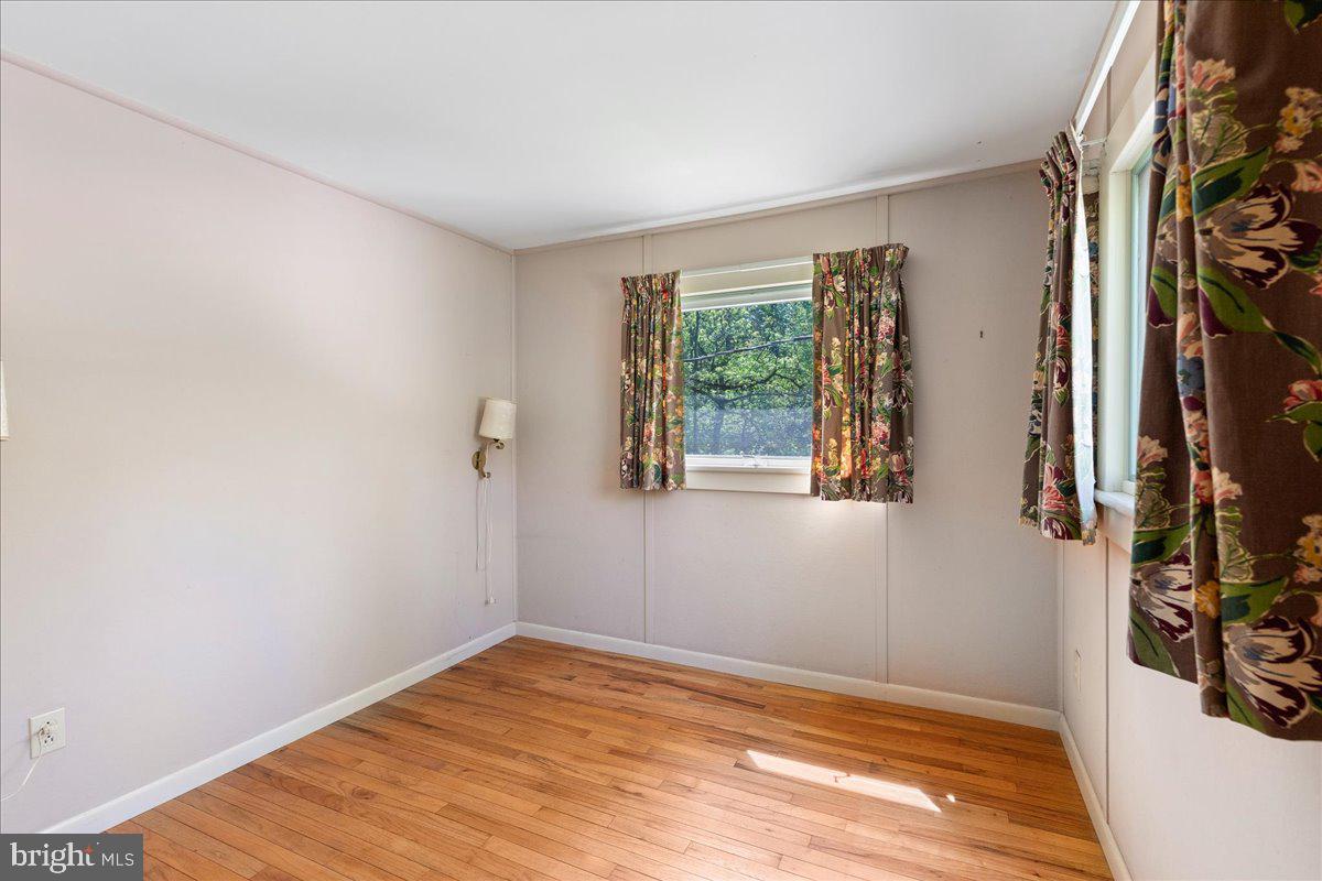 133 Woosamonsa Road Pennington, NJ 08534 - Photo 17 of 27