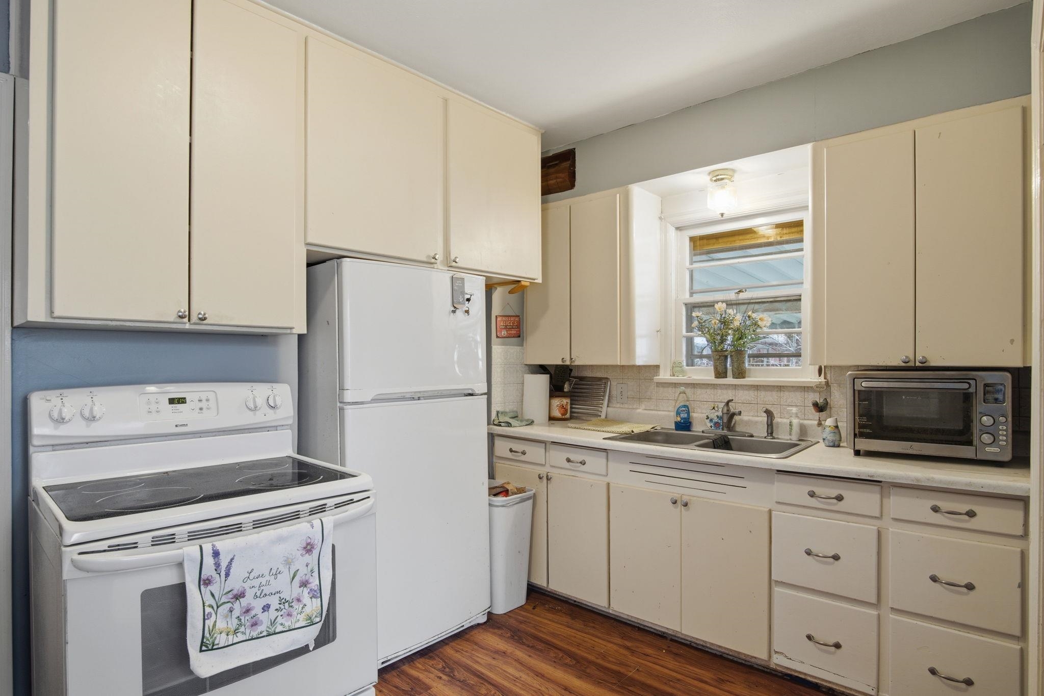 5718 North Cook Street Spokane, WA 99208 - Photo 4 of 20