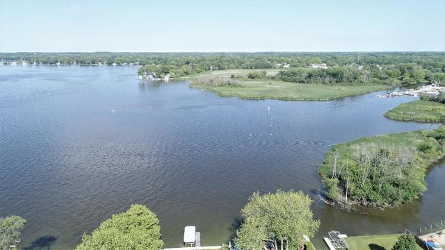 209 North Rushmore Road Fox Lake, IL 60020 - Photo 2 of 21 an aerial view of lake and mountain view