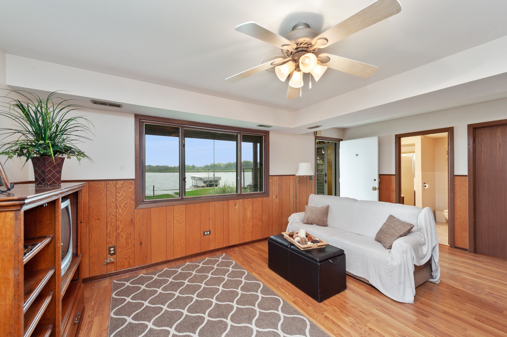 209 North Rushmore Road Fox Lake, IL 60020 - Photo 7 of 21 a living room with furniture and a large window