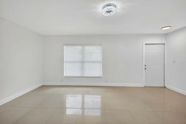 $375,000 | 7506 Northwest 75th Street, Tamarac, FL 33321