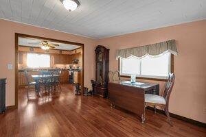 376 Wesley Chapel Road Jeffersonville, OH 43128 - Photo 18 of 47 wesleydiningroom1