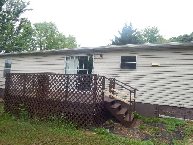 3820 Reeds Chapel Road Morristown, TN 37814 - Photo 3 of 15 011