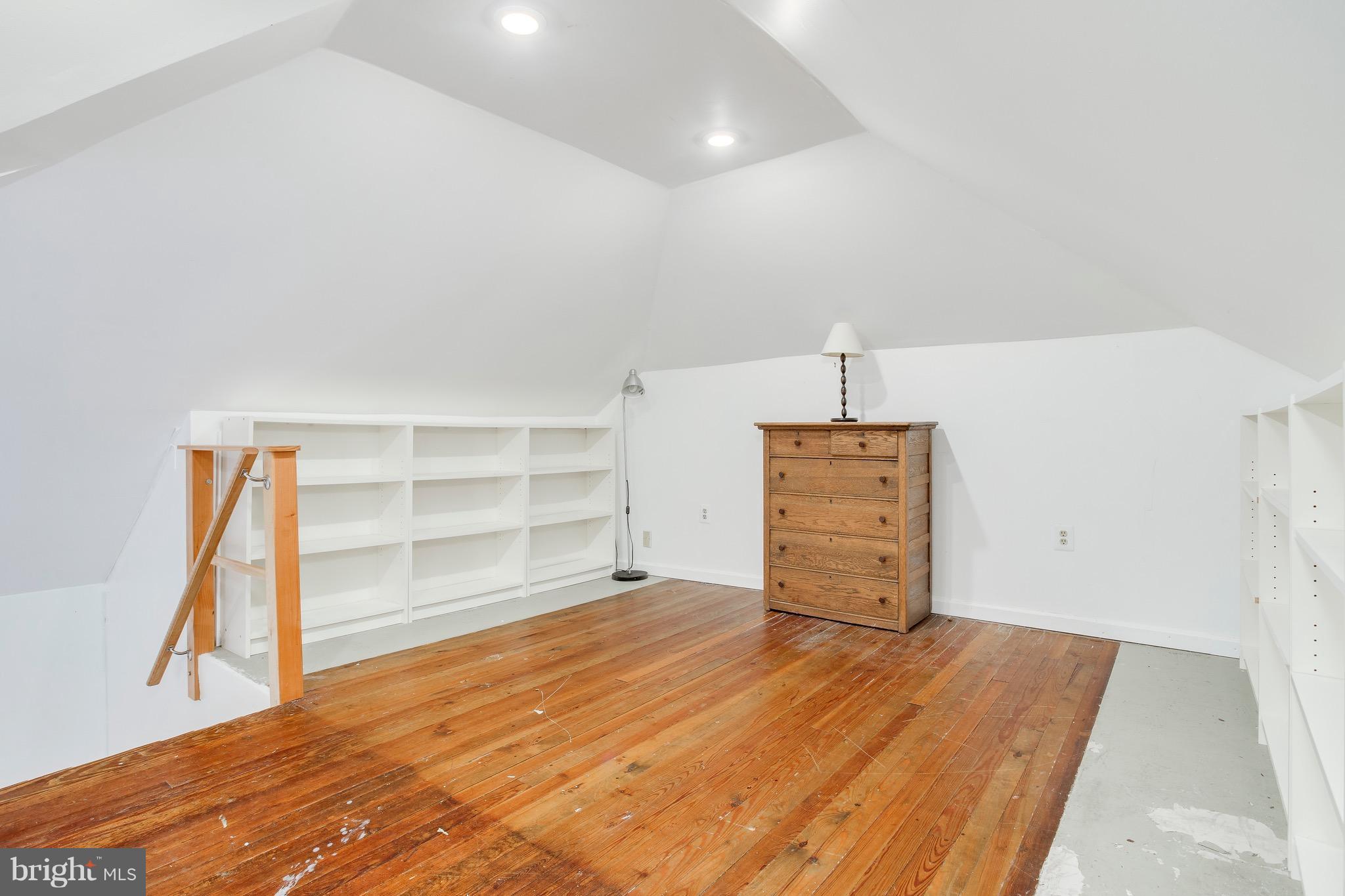5316 Tramore Road Baltimore, MD 21214 - Photo 23 of 30 wooden floor in an empty room