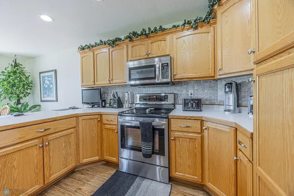 $499,500 | 17063 Lakeview Lane, Audubon, MN 56511