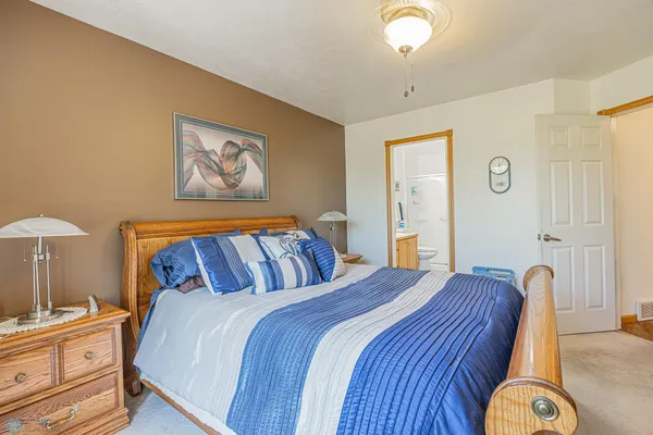 $499,500 | 17063 Lakeview Lane, Audubon, MN 56511