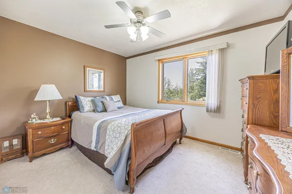 $499,500 | 17063 Lakeview Lane, Audubon, MN 56511