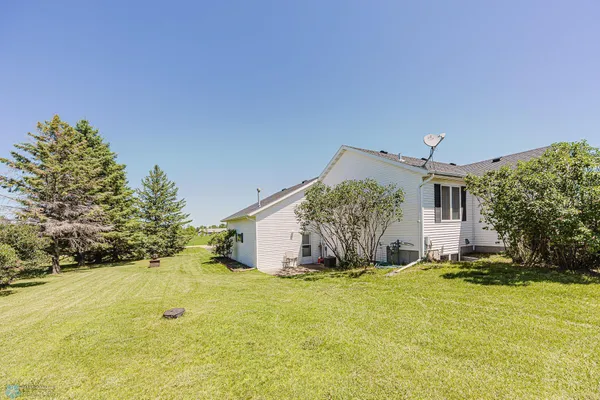 $499,500 | 17063 Lakeview Lane, Audubon, MN 56511