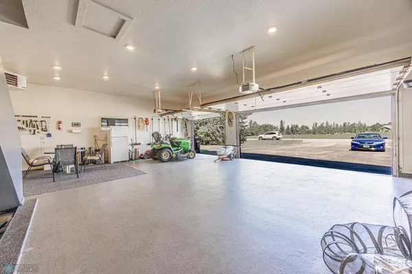 $499,500 | 17063 Lakeview Lane, Audubon, MN 56511