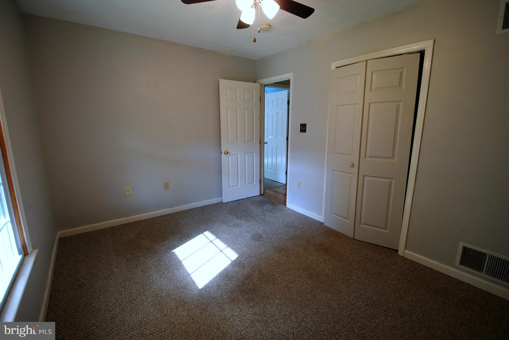 129 Henrico Road Front Royal, VA 22630 - Photo 16 of 26 Bedroom