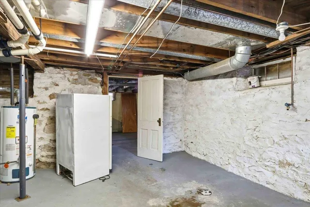 $184,900 | 121 Elmwood Lane, Nekoosa, WI 54457