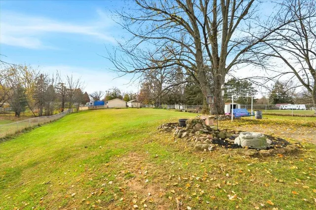 $184,900 | 121 Elmwood Lane, Nekoosa, WI 54457