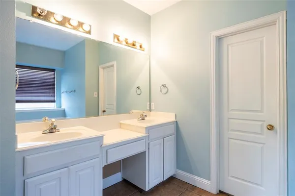 $2,550 | 2917 Osage Lane, Denton, TX 76210