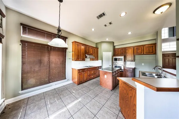 $2,550 | 2917 Osage Lane, Denton, TX 76210