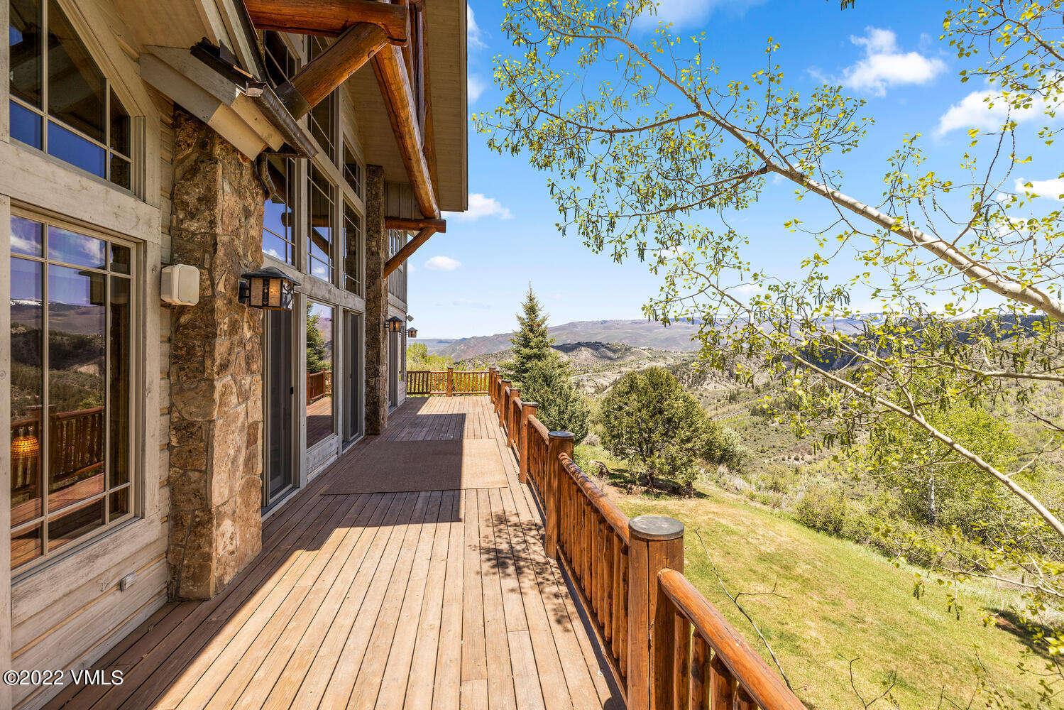 240 Aspen Meadows Road Edwards, CO 81632 - Photo 35 of 44 240 Aspen Meadows Rd Edwards-large-011-0