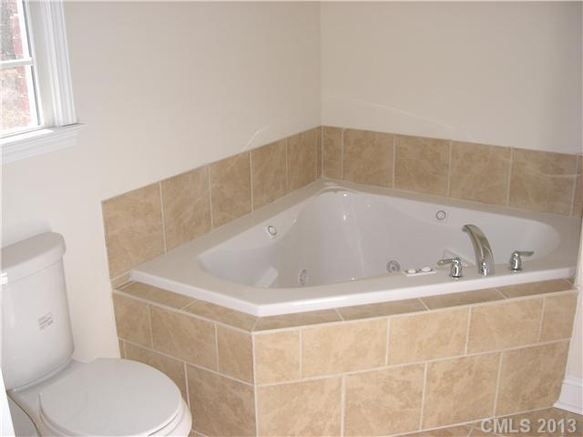 1613 Wesson Road Shelby, NC 28152 - Photo 9 of 16 Gallery Image 9