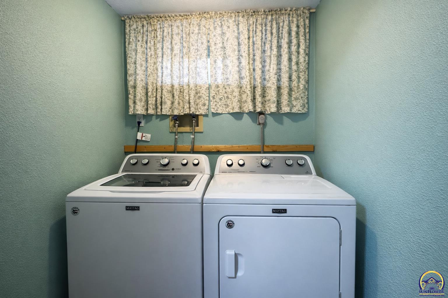 1318 Southwest Wayne Avenue Topeka, KS 66604 - Photo 29 of 34