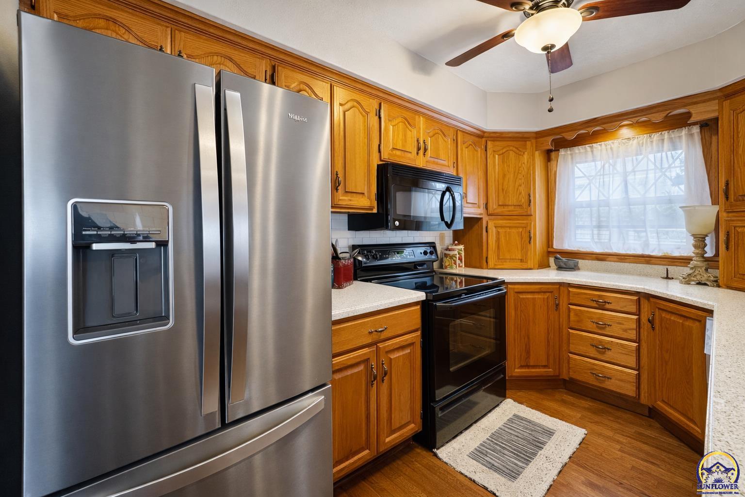 1318 Southwest Wayne Avenue Topeka, KS 66604 - Photo 7 of 34