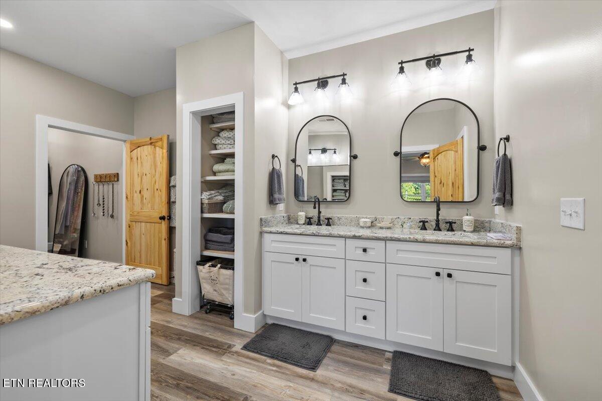 488 Masters Lane Bean Station, TN 37708 - Photo 29 of 50 Master Bath