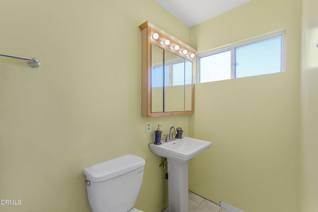 4056 Cochran Street Simi Valley, CA 93063 - Photo 20 of 44