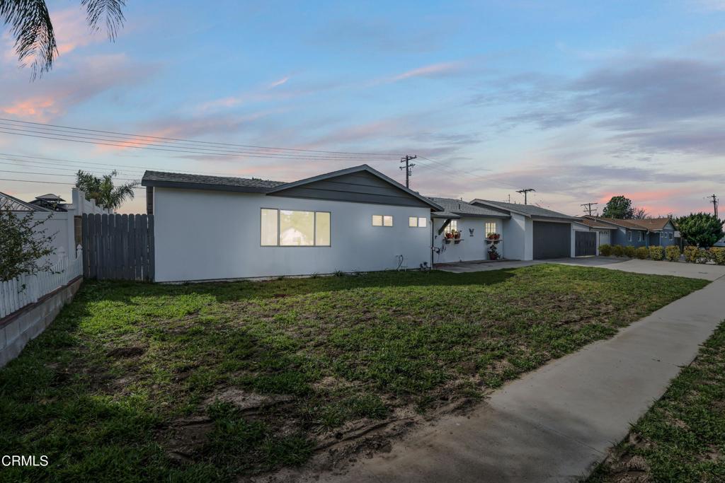 4056 Cochran Street Simi Valley, CA 93063 - Photo 2 of 44