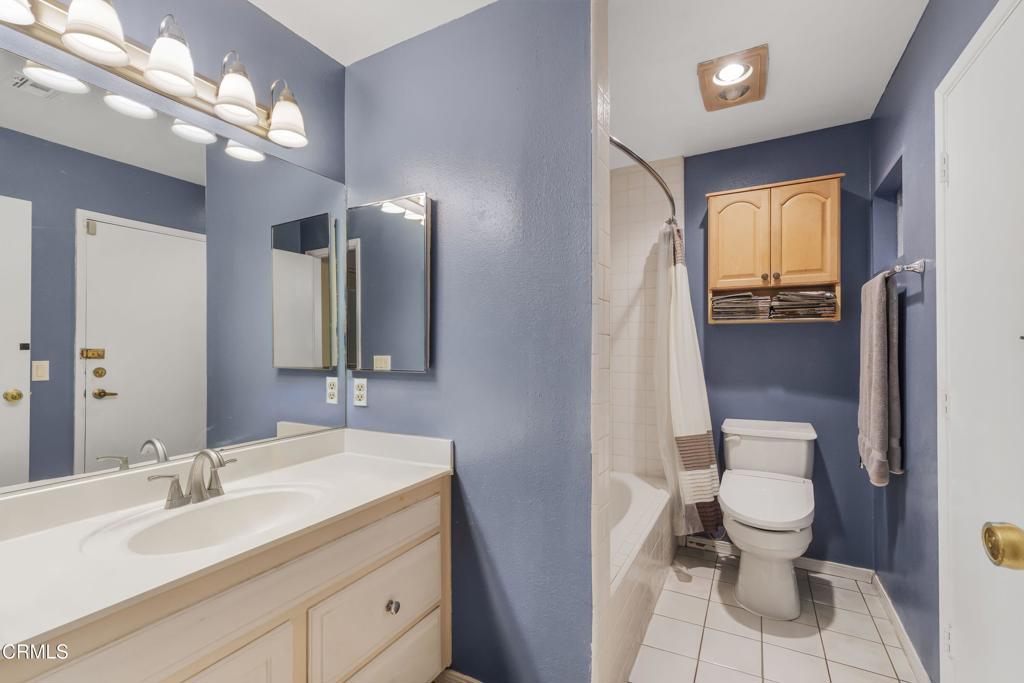 4056 Cochran Street Simi Valley, CA 93063 - Photo 27 of 44