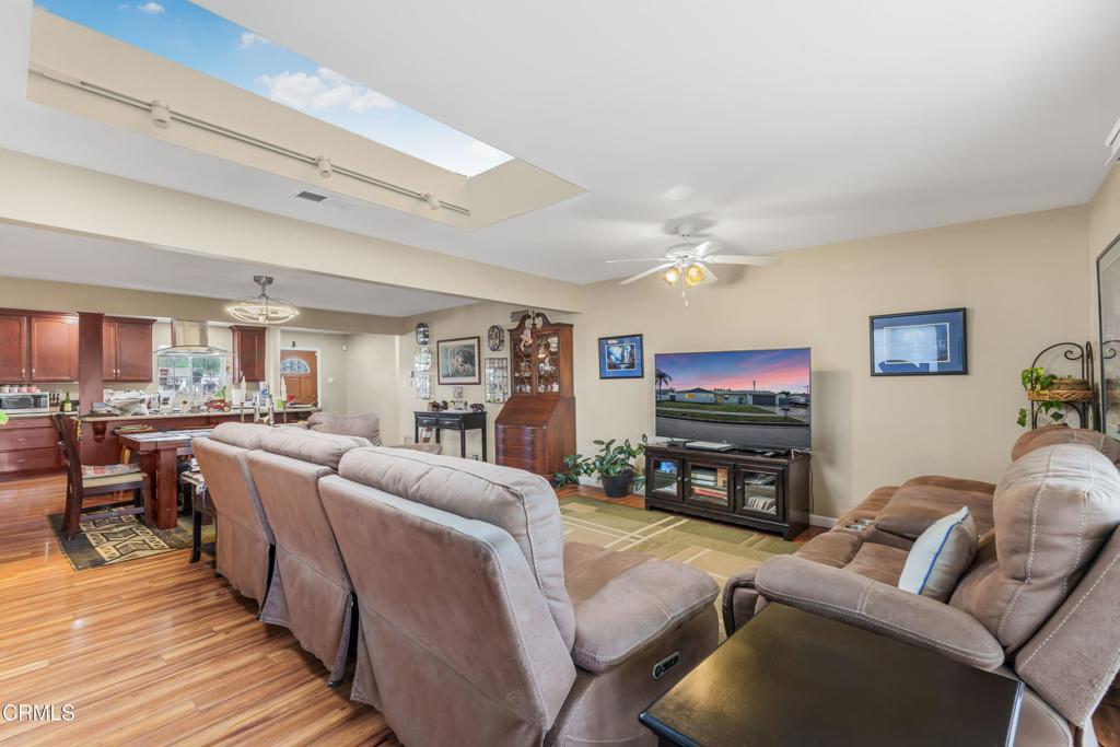 4056 Cochran Street Simi Valley, CA 93063 - Photo 6 of 44