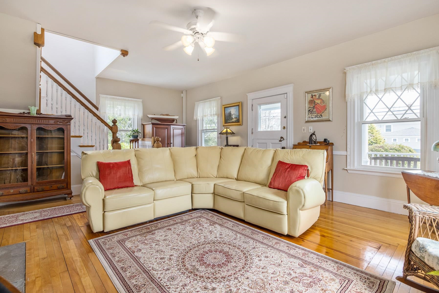 46 Mill Road Hampton, NH 03842 - Photo 5 of 47