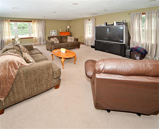 71 Malbone Road Freetown, MA 02702 - Photo 7 of 21 Gallery Image 7