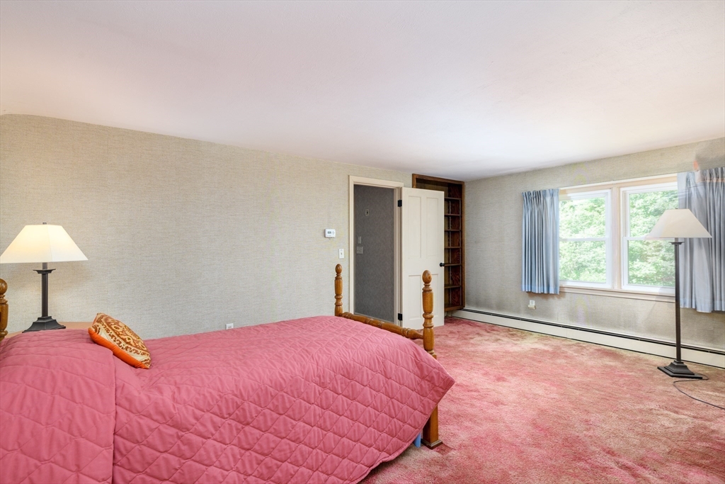 55 Old Common Road Auburn, MA 01501 - Photo 22 of 36
